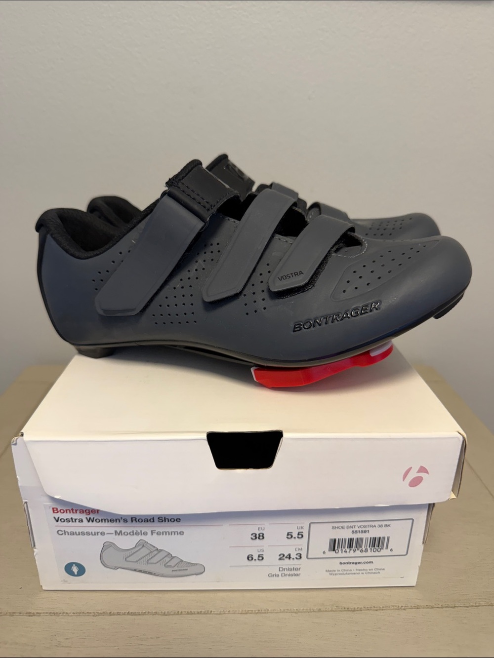 Bontrager Vostra Women's Road Cycling Shoes Size 6.5 EU 38 w/ Look Delta Cleats